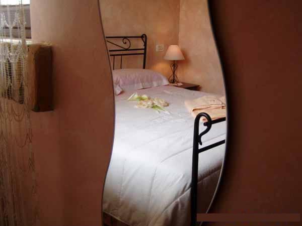 Agriturismo Tenuta Santa Maria Notaresco Habitación foto